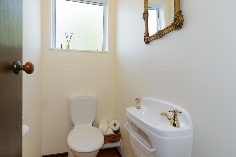 Photo of property in 26a Karina Terrace, Roslyn, Palmerston North, 4414