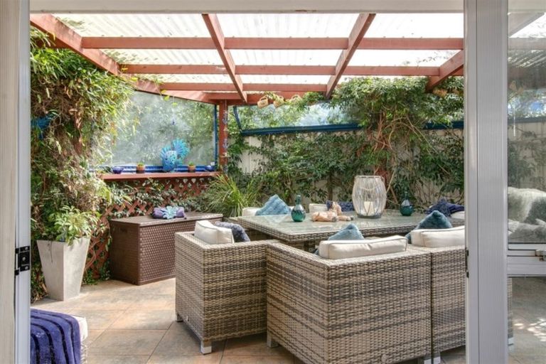 Photo of property in 64 Shrimpton Road, Haumoana, 4102