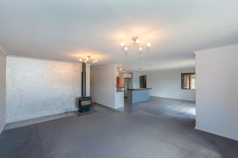 Photo of property in 109 Farnborough Drive, Grandview Heights, Hamilton, 3200