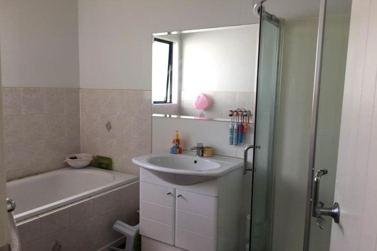 Photo of property in 251 Hobsonville Road, Hobsonville, Auckland, 0618