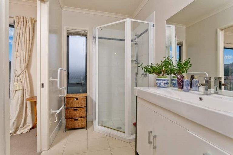 Photo of property in 7 Kinleith Way, Albany, Auckland, 0632