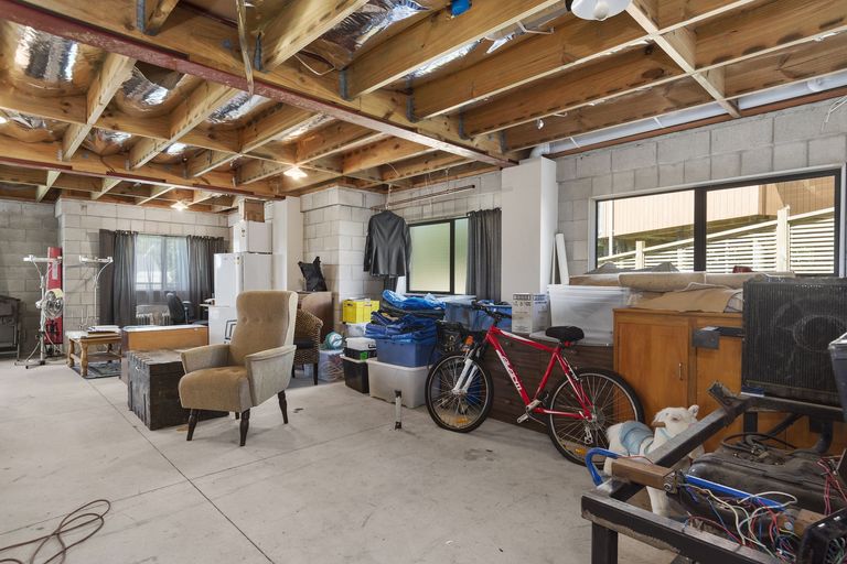 Photo of property in 25 Hawk Place, Welcome Bay, Tauranga, 3112