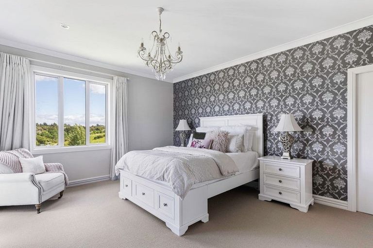 Photo of property in 15 Meadowbank Rise, Bethlehem, Tauranga, 3110