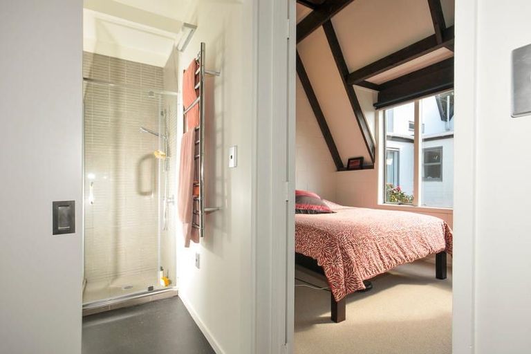 Photo of property in Sherwood Mews, 28a Bidwill Street, Mount Cook, Wellington, 6021