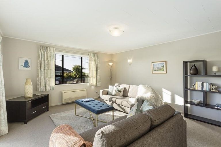 Photo of property in 1 Stanley Street, Kenmure, Dunedin, 9011