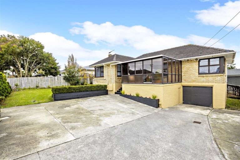 Photo of property in 1/55 Mcannalley Street, Manurewa East, Auckland, 2102