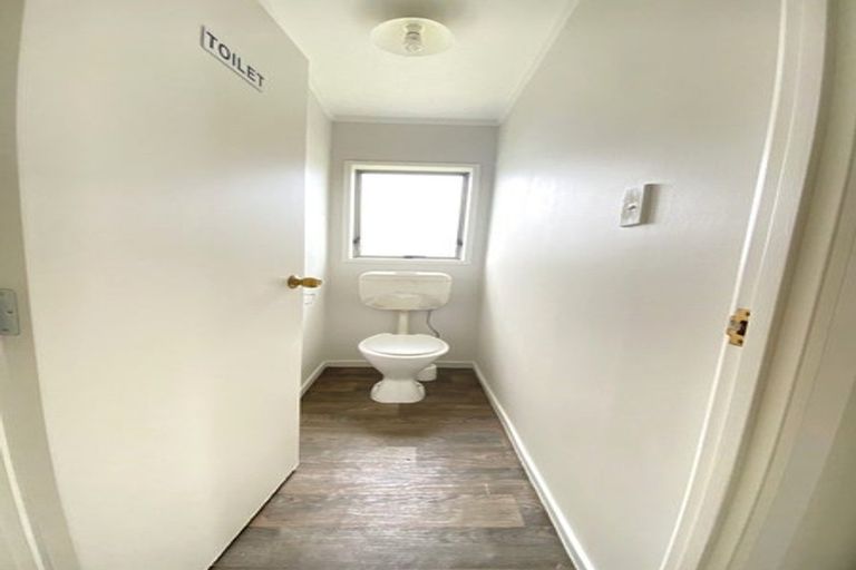 Photo of property in 17 Janese Place, Weymouth, Auckland, 2103