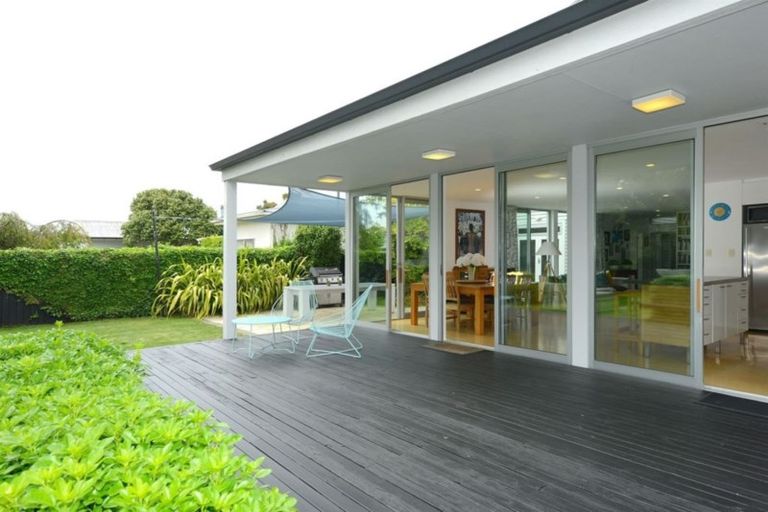 Photo of property in 11 Stenness Avenue, Somerfield, Christchurch, 8024