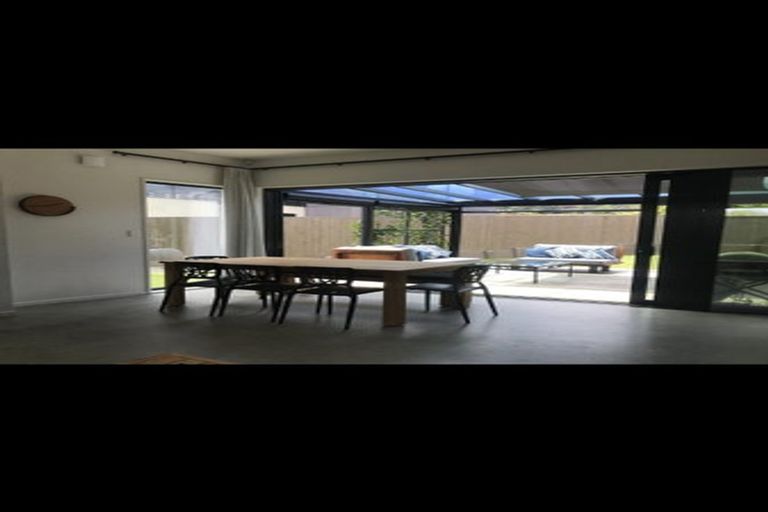 Photo of property in 3 Westbourne Road, Murrays Bay, Auckland, 0630