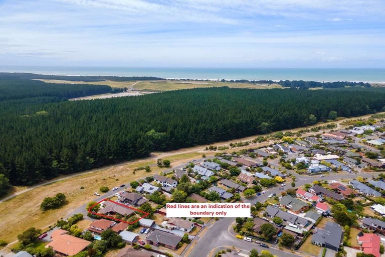 Photo of property in 21 Willoughby Lane, Parklands, Christchurch, 8083