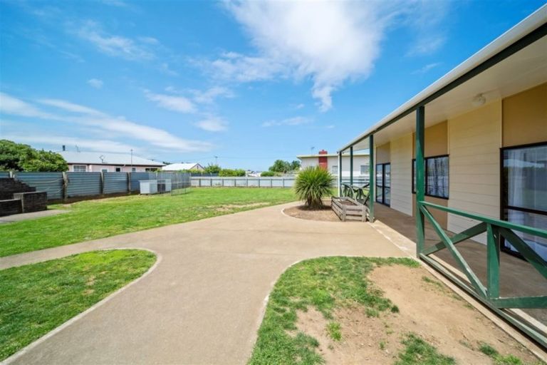 Photo of property in 37 Grey Street, Normanby, Hawera, 4614