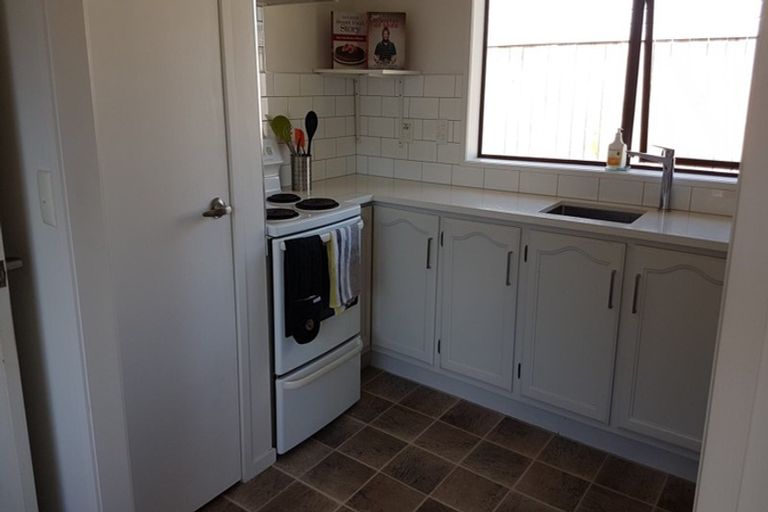 Photo of property in 1/34 Dale Crescent, Pakuranga, Auckland, 2010