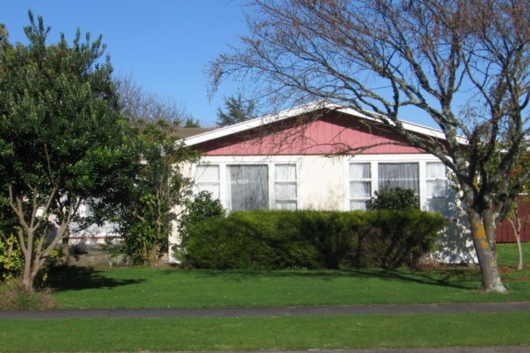 Photo of property in 32 Henare Street, West End, Palmerston North, 4412