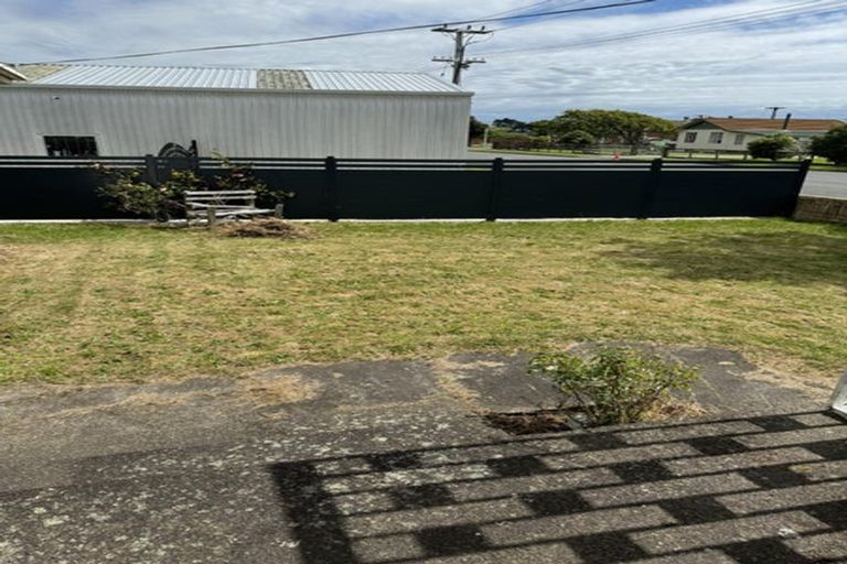 Photo of property in 12 Mersey Street, Rongotea, 4476