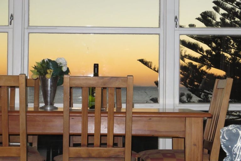 Photo of property in 16 Arawa Street, Raumati Beach, Paraparaumu, 5032