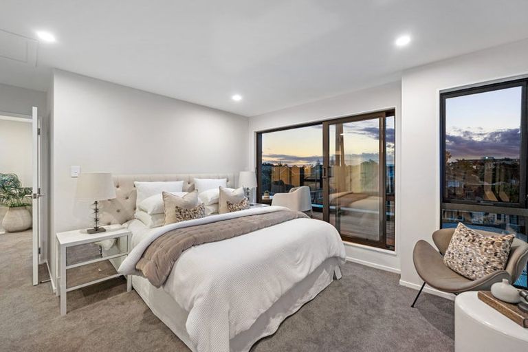 Photo of property in 13d Dominion Street, Takapuna, Auckland, 0622