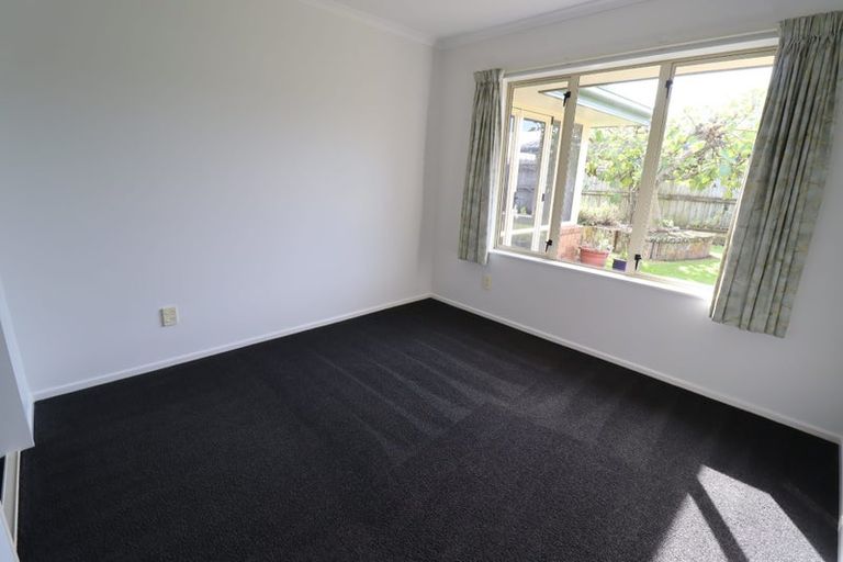 Photo of property in 8 Covent Drive, Stoke, Nelson, 7011