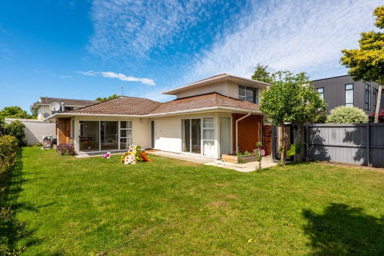 Photo of property in 4/88 Office Road, Merivale, Christchurch, 8014