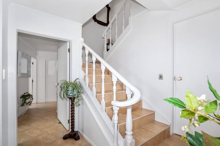 Photo of property in 148a Marine Parade, Mount Maunganui, 3116