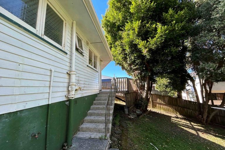 Photo of property in 17 Abraham Place, Saint Johns, Auckland, 1072