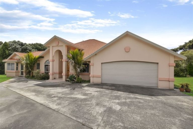 Photo of property in 6 Pounamu Avenue, Greenhithe, Auckland, 0632