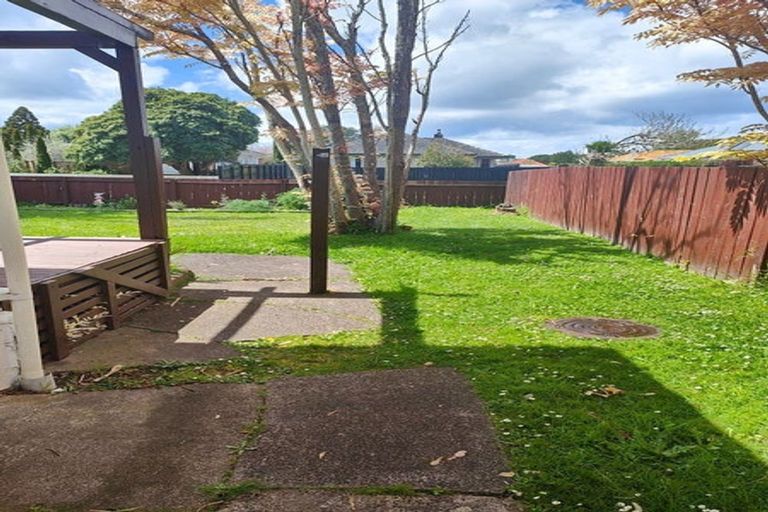 Photo of property in 38 Durham Street, Te Atatu Peninsula, Auckland, 0610