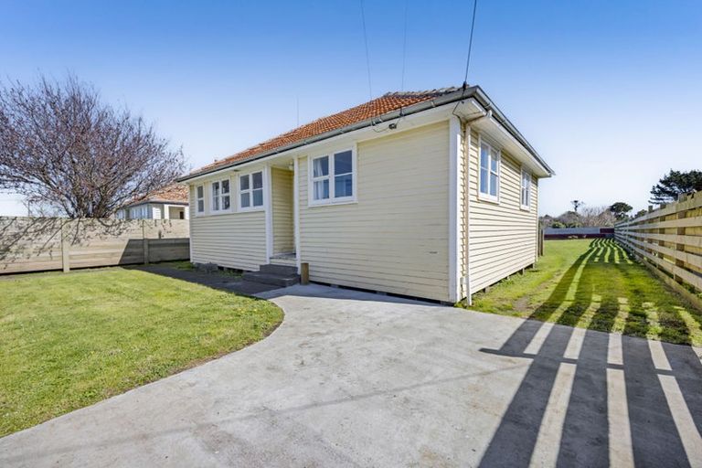 Photo of property in 31 Wilson Street, Waverley, 4510