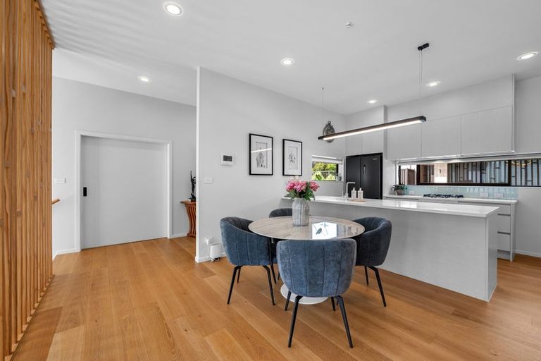 Photo of property in 2 Matau Way, Hauraki, Auckland, 0622