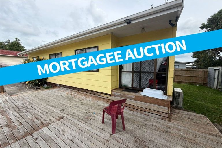 Photo of property in 2/3 William Street, Mangere East, Auckland, 2024