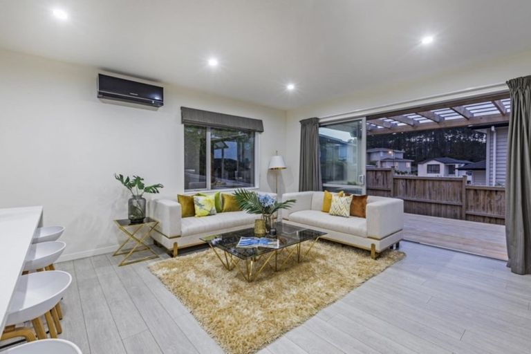 Photo of property in 59 Golden Morning Drive, Albany Heights, Auckland, 0632