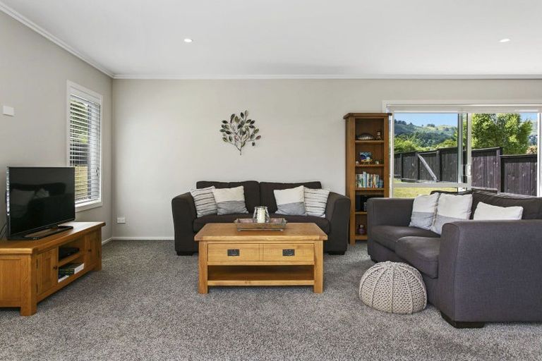 Photo of property in 2/500 Kinloch Road, Kinloch, Taupo, 3377
