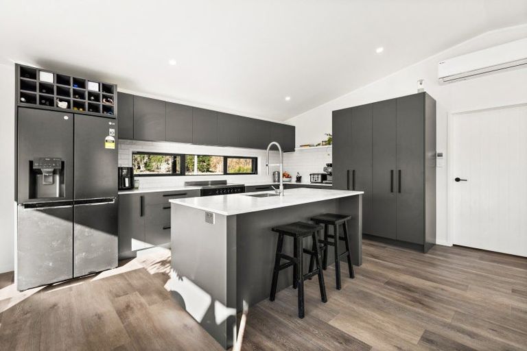 Photo of property in 2480 Kahuranaki Road, Elsthorpe, Havelock North, 4295