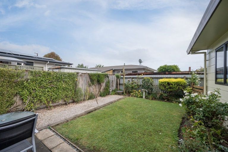 Photo of property in 2/10 Cawthron Crescent, Annesbrook, Nelson, 7011