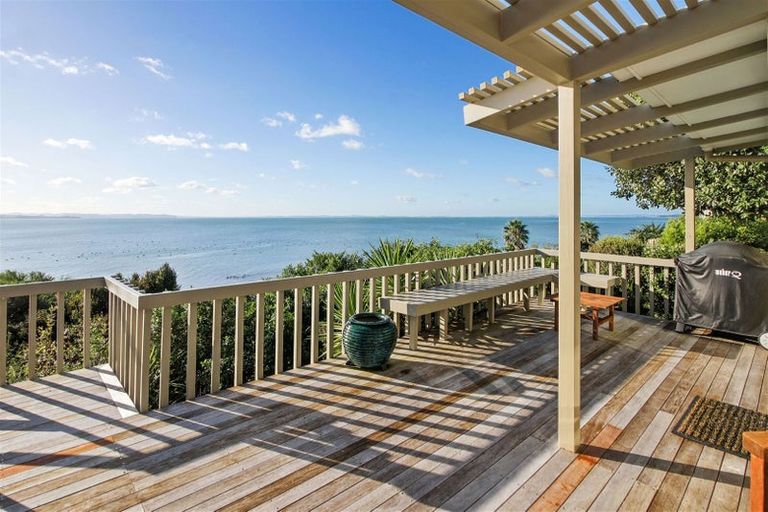 Photo of property in 107 Torkar Road, Clarks Beach, 2122