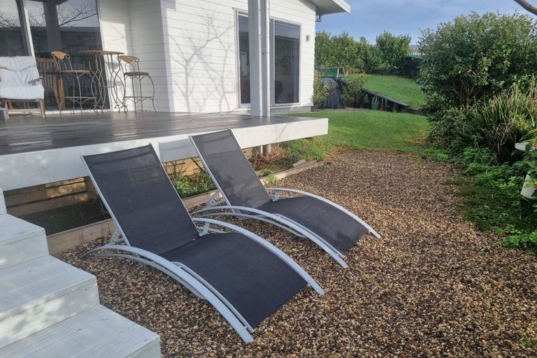 Photo of property in 14 Lori Lane, Coopers Beach, 0420