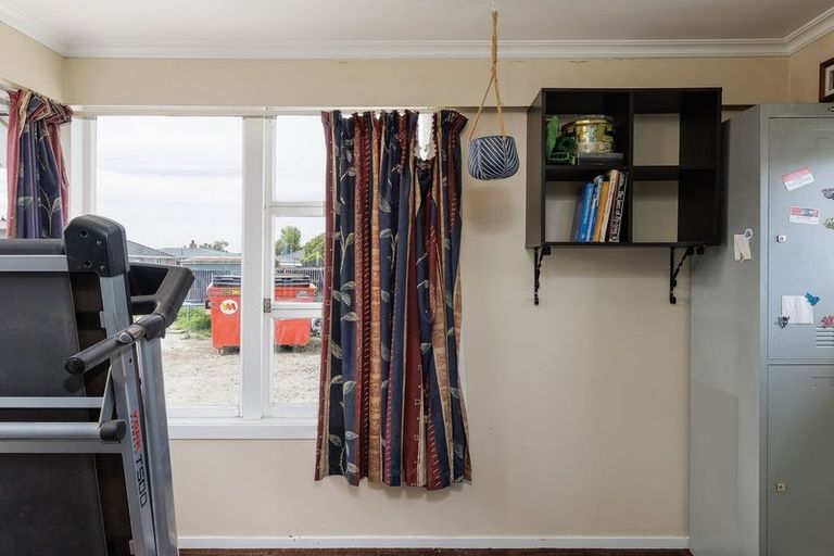 Photo of property in 8 George Street, Waimate, 7924