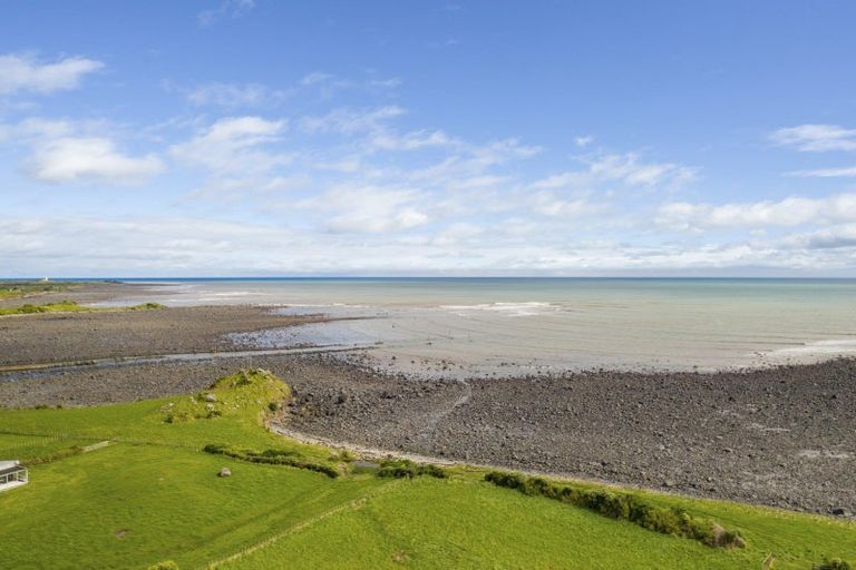 Photo of property in 57c Anglers Avenue, Warea, New Plymouth, 4381