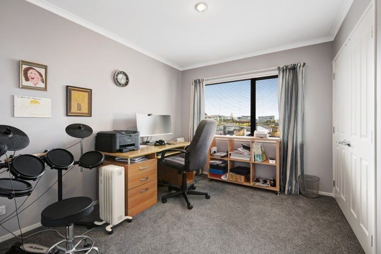 Photo of property in 30 Bayview Park Lane, Orewa, 0931
