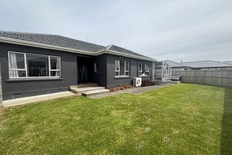 Photo of property in 18 Renfrew Street, Waikiwi, Invercargill, 9810