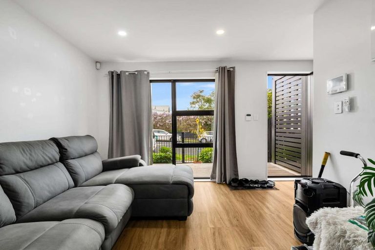 Photo of property in 1d Churchill Avenue, Manurewa, Auckland, 2102