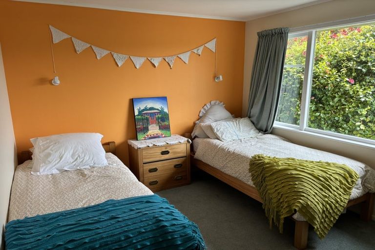 Photo of property in 13 Dale Road, Raumati South, Paraparaumu, 5032