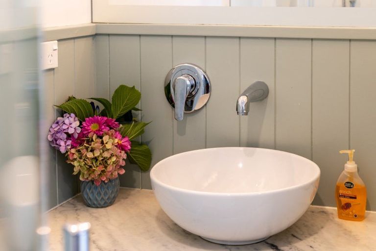 Photo of property in 96 Marine Parade, Paraparaumu Beach, Paraparaumu, 5032