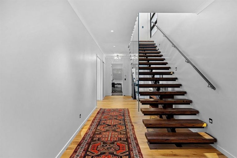 Photo of property in 30b Glandovey Road, Fendalton, Christchurch, 8052