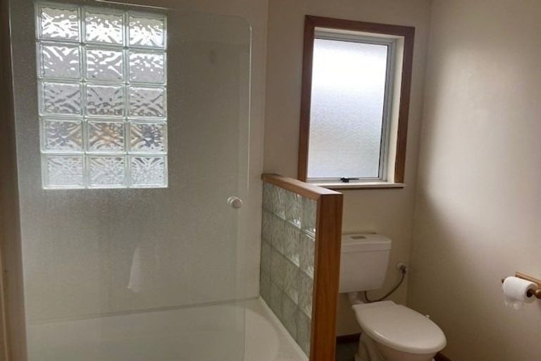 Photo of property in 71 Napier Road, Havelock North, 4130