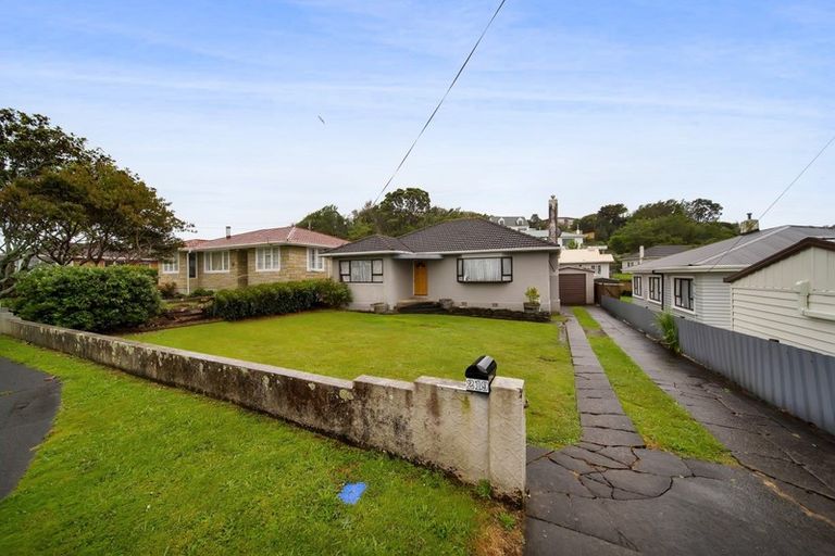 Photo of property in 219 Ngamotu Road, Spotswood, New Plymouth, 4310