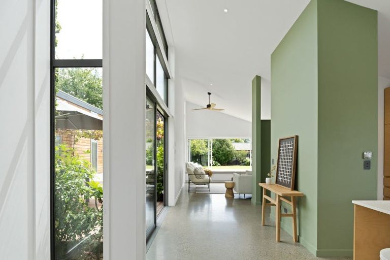 Photo of property in 12 Ward Street, Springlands, Blenheim, 7201