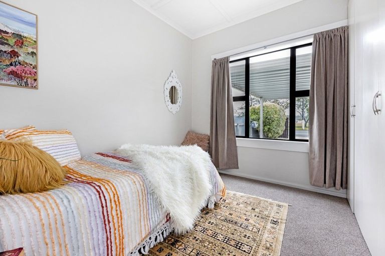 Photo of property in 243 Taradale Road, Pirimai, Napier, 4112