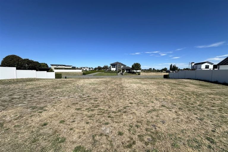 Photo of property in 18 Kaikainui Lane, Northwood, Christchurch, 8051