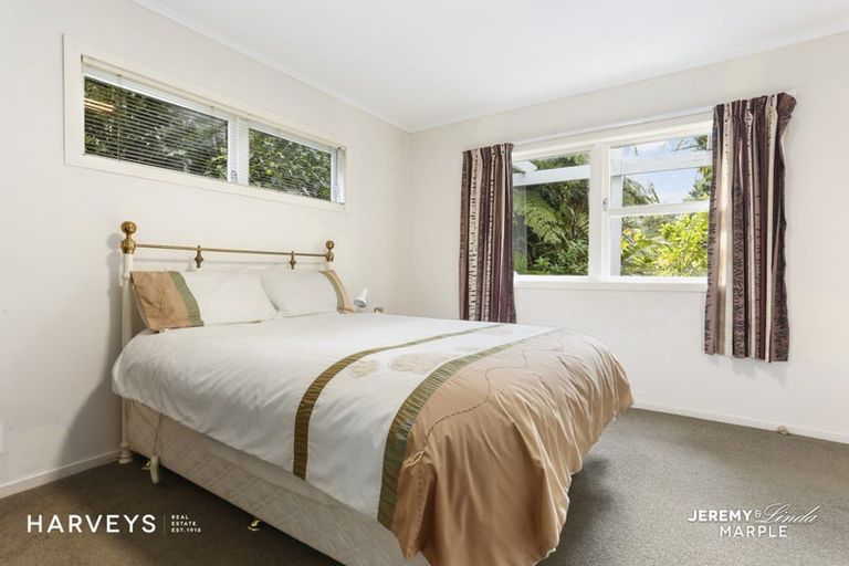 Photo of property in 310 Titirangi Road, Titirangi, Auckland, 0604