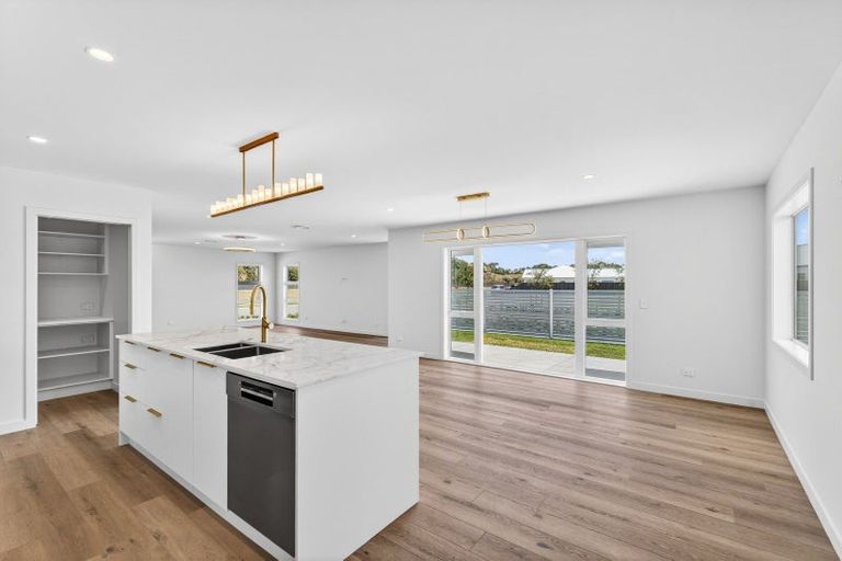 Photo of property in 2 Mohaka Street, Poraiti, 4112